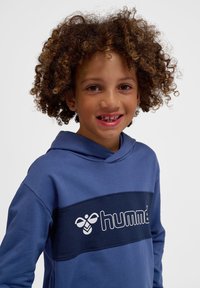 Hummel LATLAS - Hoodie - true navy