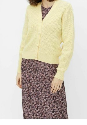 Neuletakki - light yellow