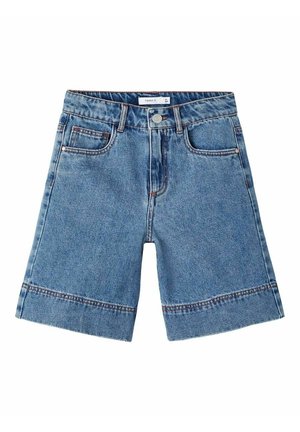 Niebieskie dżinsowe spodenki do kolan z przodem na guziki, suwakiem, szlufkami na pasek oraz pięcioma kieszeniami.