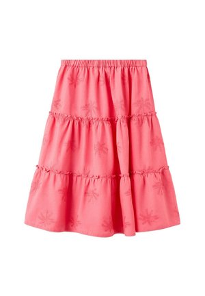 Jupe rose à volants avec taille élastique et motif brodé floral subtil sur tissu léger.