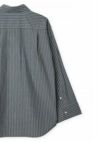 NA-KD WIDE SLEEVE - Button-down blouse - navy stripe