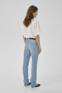 My Essential Wardrobe HELLE EMB BOXY - Lihtne T-särk - snow white