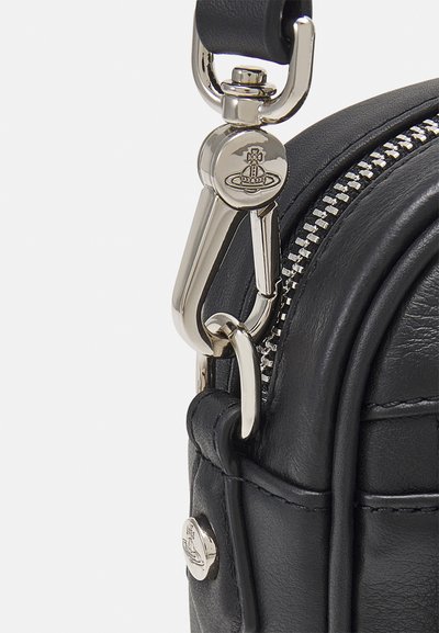 Vivienne Westwood ANNA CAMERA BAG - Cross body bag - black