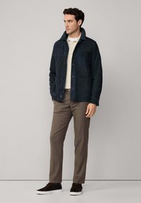 Façonnable STRIPED - Pantalones - mud brown