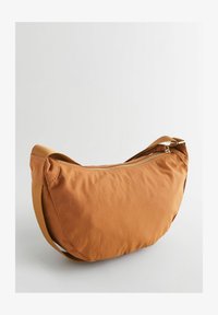 Unselected, orange