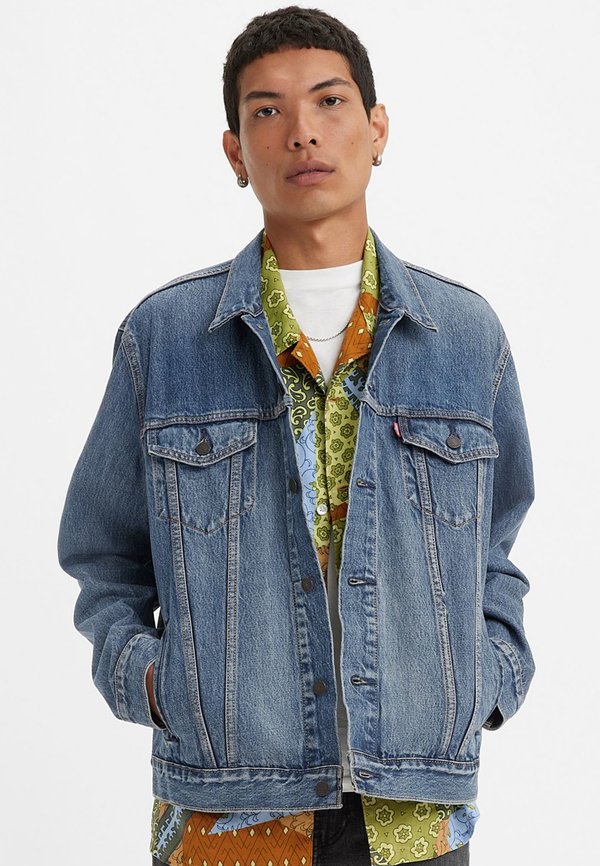 TRUCKER JACKET - Denim jacket - skyline