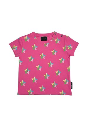 Maglietta rosa a maniche corte per bambini con motivi a stelle colorate con lettere, bottoni automatici sulla spalla e un'etichetta laterale nera.