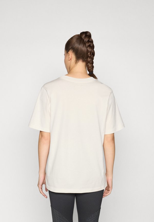 CFC LION TEE - Club wear - phantom4