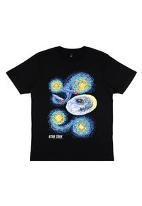 Schwarzes Baumwoll-T-Shirt mit lebhaften, wirbelnden Mustern in Blau und Gelb um ein weißes Raumschiff mit roten Akzenten und dem Text "STAR TREK".