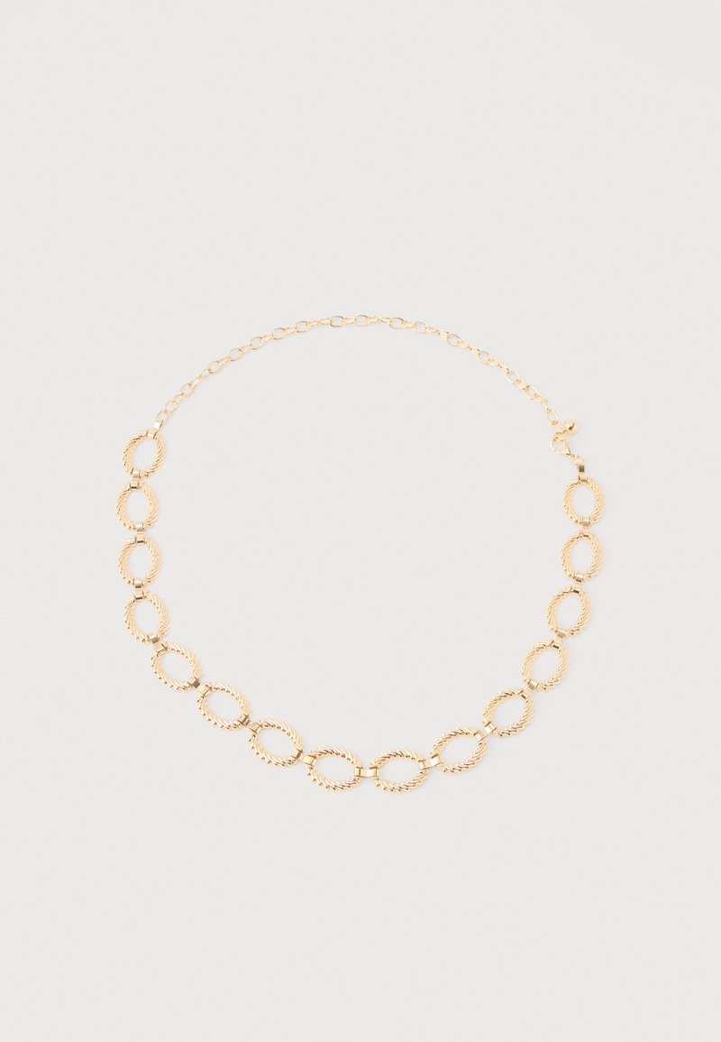 Κολιέ από χρυσό με εναλλασσόμενους μεγάλους υφασμένους οβάλ κρίκους και μικρότερους κρίκους αλυσίδας, ασφαλισμένο με κούμπωμα καβουριού.