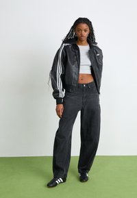 adidas Originals Blouson Bomber - black