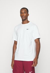 Nike Performance - HYVERSE - Sport T-Shirt - white/black Thumbnail-Bild 1