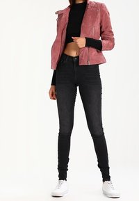 New Look Stickad tröja - black