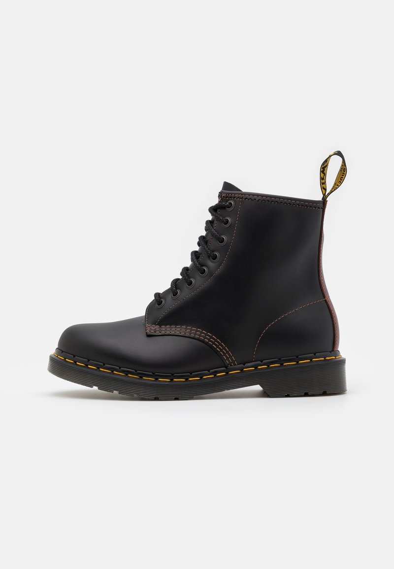 Dr. Martens Stivaletti stringati - black