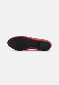 Marco Tozzi Ballerine - red