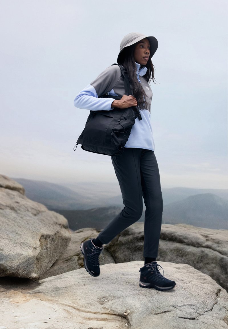 The North Face - BOREALIS TOTE UNISEX - Geantă de pânză - black, Extindeți