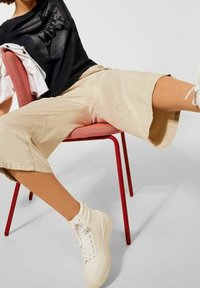 Street One T-shirt med print - black