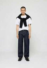 EIGHTYFIVE BAGGY - Baggy fit teksad - raw blue