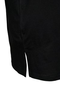 Zizzi SINGLE WITH V-NECK - Základné tričko - black