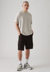 Thumbnail Image 2