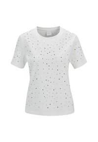 Weißes T-Shirt mit kurzen Ärmeln und Rundhalsausschnitt, verziert mit verstreuten silberfarbenen Verzierungen auf der Vorderseite und den Ärmeln.