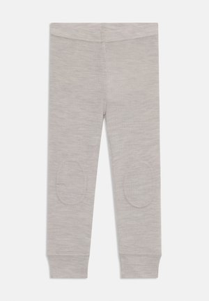 Jasnoszare legginsy z miękkiego, elastycznego materiału. Posiadają łaty na kolanach z okrągłym wzorem oraz wykończone mankiety dla dopasowanego kroju.