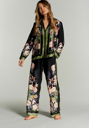 FLORAL BUTTON THROUGH - REGULAR FIT SET - Pizsamák - black