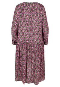 Robe florale à manches longues, fond noir, fleurs roses et vertes, taille froncée, longueur genoux, tissu léger.