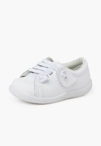 Sneaker bianco con esterno in pelle liscia, design con lacci, suola in gomma e soletta imbottita per il comfort.