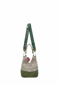 Bolso de ante verde con un diseño floral en la parte superior, que presenta una forma curva, correa ajustable y un detalle en color rosa.