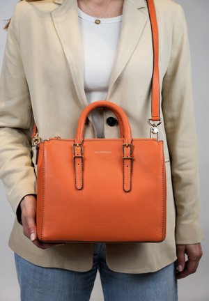 Paul Costelloe ORTLER - Handbag - orange