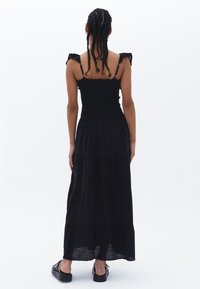 OXXO GIPPED - Maxi šaty - black