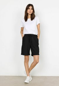Soyaconcept SC-CISSIE 2-C - Short - black
