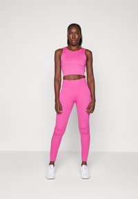 ONLY Play ONPJAIA LIFE SEAM  - Tajice - raspberry rose