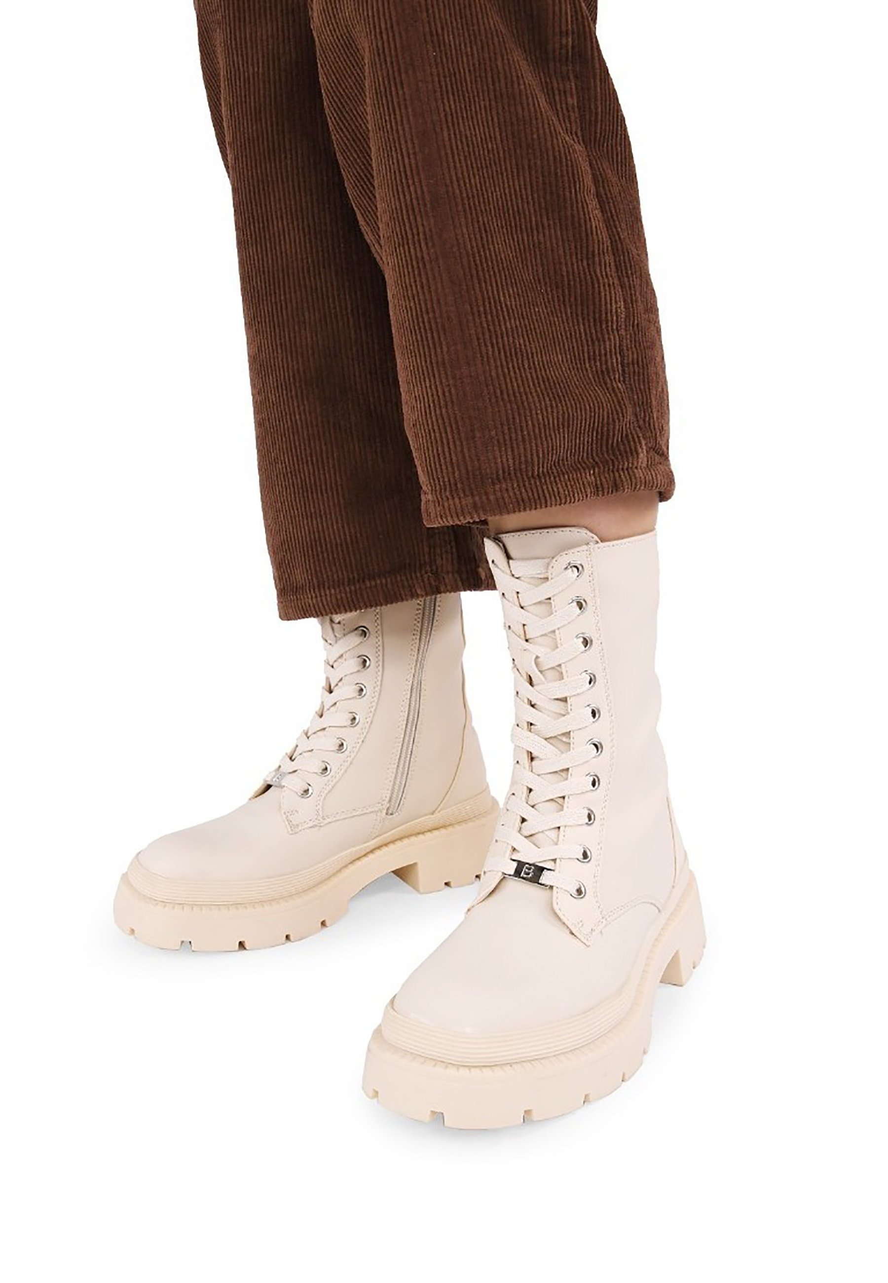 Bosanova ENGOMADAS CON CORDONES - Botas con cordones - beige - Zalando.es