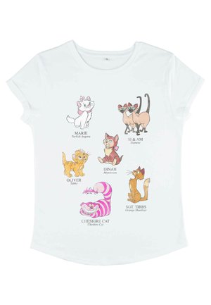 T-shirt bianco con sei gatti in cartone animato di vari colori e design. Maniche corte e scollatura rotonda. Grafica stampata con i nomi sotto ogni personaggio.