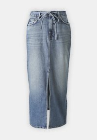 Izbrano, medium blue denim