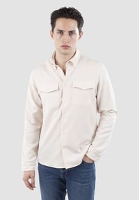 CISZERE - REDY PERFECT - Vapaa-ajan kauluspaita - off white Pienoiskuva 1