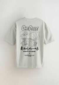 Grå bomulds T-shirt med korte ærmer med et sort grafisk print af "One Piece"-karakterer og japansk tekst på ryggen.