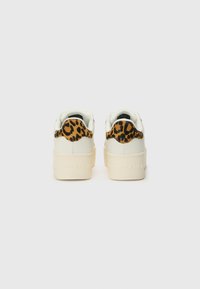 Tommy Jeans Joggesko - off white/silver-coloured