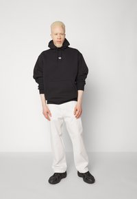 adidas altasport mid