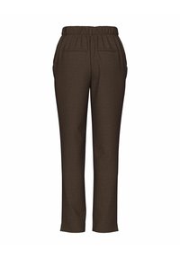 Pantalon marron foncé à jambes droites avec une ceinture élastique et deux poches passepoilées à l'arrière, vu de dos sur un fond blanc.