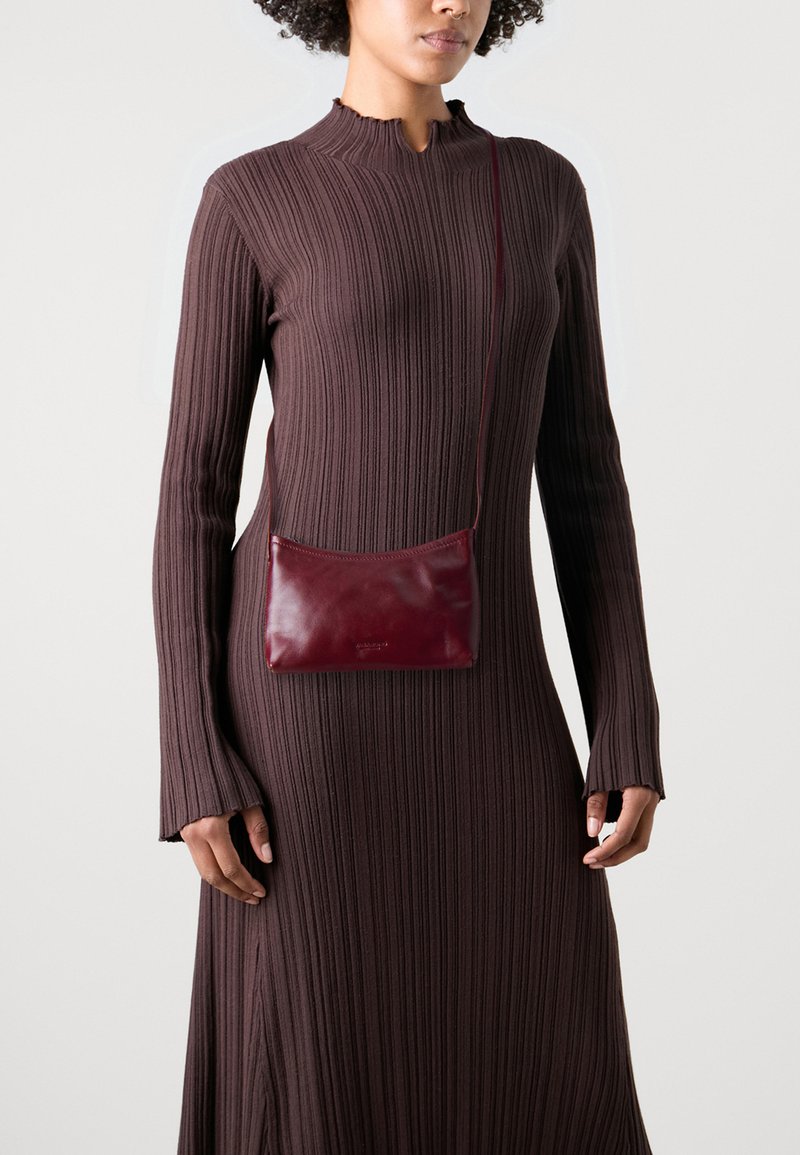 Vagabond SALINA - Τσάντα χιαστί - dark red