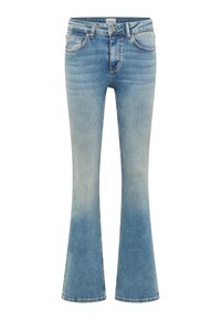 Jeans de mezclilla de tiro acampanado en azul claro, con detalles cosidos, cinco bolsillos y una cintura ajustada. La tela tiene una textura suave y un acabado degradado.
