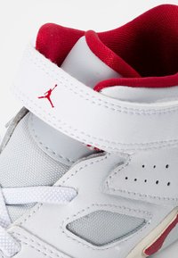 Jordan JORDAN FLTCLB 91 UNISEX - Sapatilhas de basquetebol - white/mystic hibiscus-pure platinum-sail
