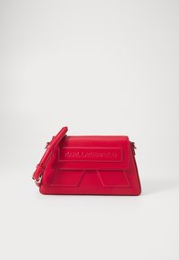 Unselected, klassic red