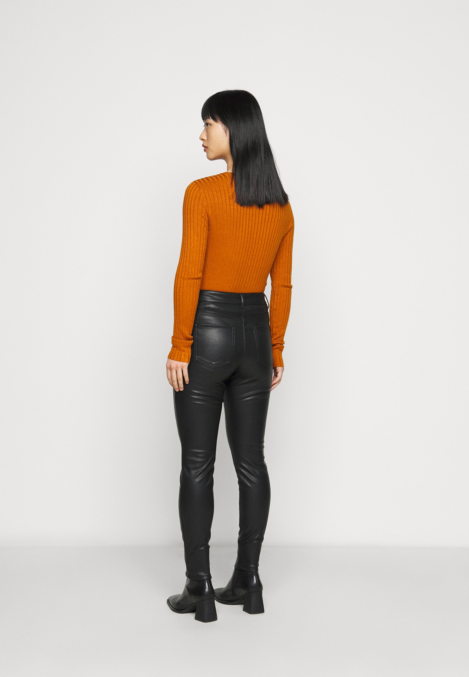 Dorothy Perkins Petite Trousers - black 