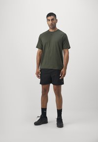 Puma CLOUDSPUN oliwkowy