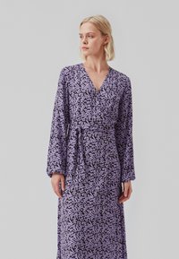 Modström - CHESLI PRINT WRAP DRESS - Day dress - purple Thumbnail Image 1