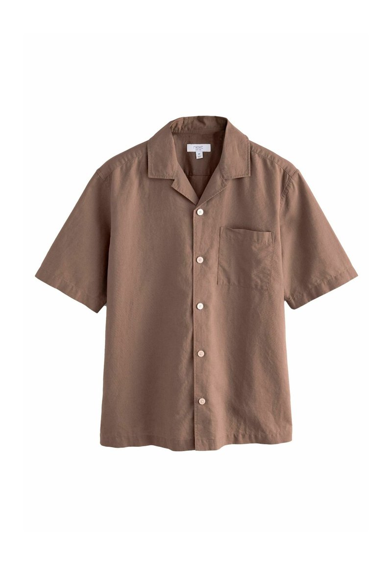 Kortærmet skjorte med krave i en ensfarvet taupe farve, lavet af letvægtsstof. Har knaplukning foran og en enkelt brystlomme.